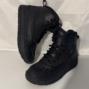 Nike ACG Black Lace Up Boots